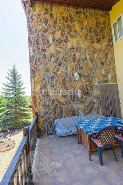 Foto 68ccad1d-485f-42c1-9fa5-a2dab3fd9569. Casa en Zarzuela del Monte