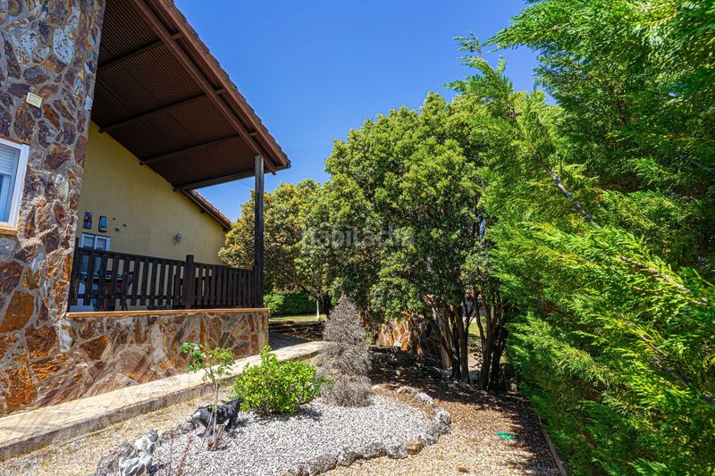 Foto 911718d0-976d-4760-8fb7-1e9f813ffc04. Casa en Zarzuela del Monte