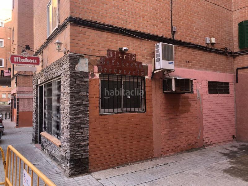 Foto 22cde76c-ee82-42e2-96e4-39a6daa0884d. Local comercial local en venta en san blas simancas. en Madrid