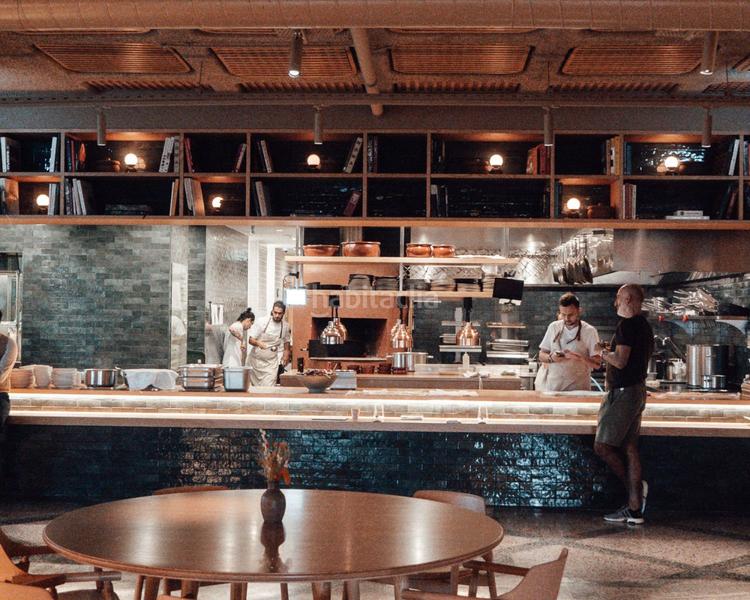 Foto e8b57b35-ca1e-4fd3-b324-3a12b2bce3bc. Location local commercial dans Alpedrete