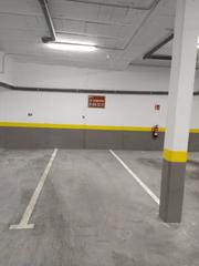 Alquiler Parking coche  Calle del parque. Plaza de garaje en zona céntrica de brunete.
