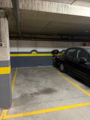 Posto auto  Calle oriente. Plaza de garaje en  venta en brunete