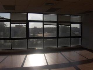 Rent Office space in Calle de la alcarria 7
