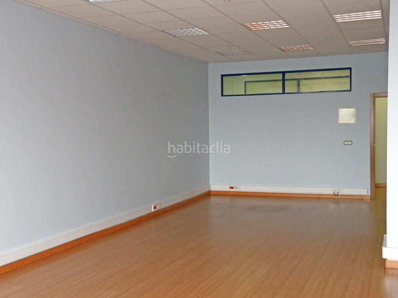Foto 5da93190-3be7-4b82-8ec5-9212b9871683. Affitto ufficio in n/a in El Barral Ferial Coslada