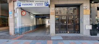 Parking coche en Calle de bravo murillo 176. Plaza de párking