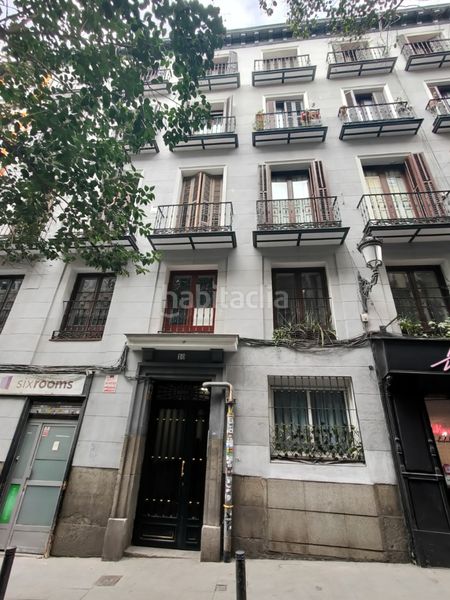 Foto 588cfddc-86fa-48e6-8a9f-f5a33d34353c. Pis a calle de los relatores 10 a Embajadores-Lavapiés Madrid