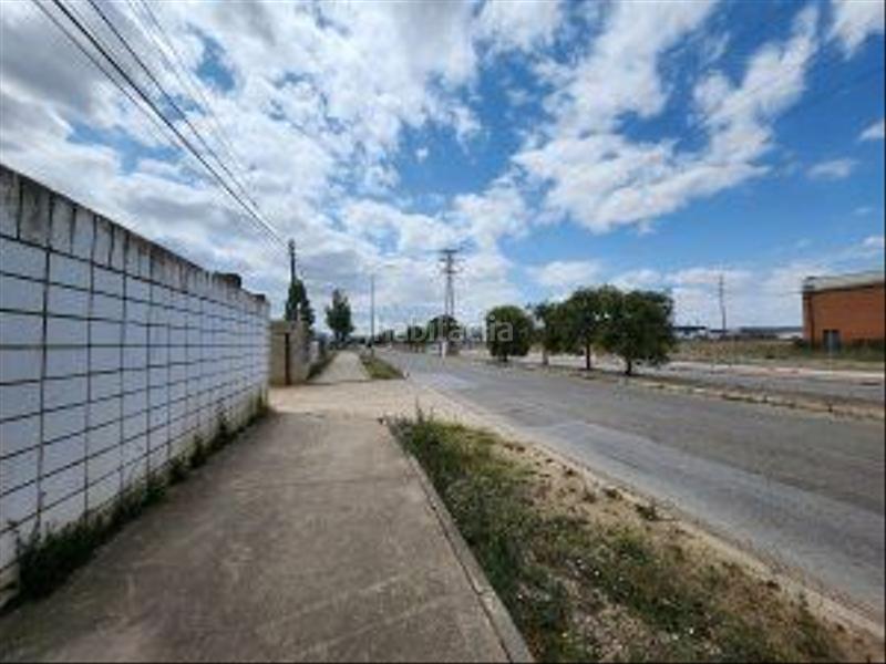 Foto 8f4112ec-908d-439d-b63d-c47fca37051a. Solar industrial a Marchamalo