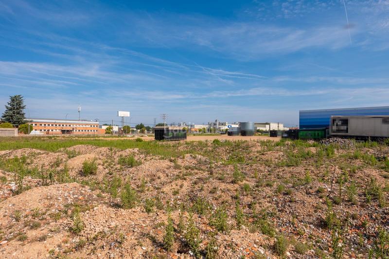 Foto 2f5a0874-67de-4560-942c-7ca3fe243917. Terrain industriel dans Marchamalo