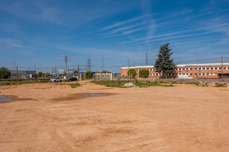 Foto 4d3457d3-2794-4aa4-b236-30222e8b0c24. Terrain industriel dans Marchamalo