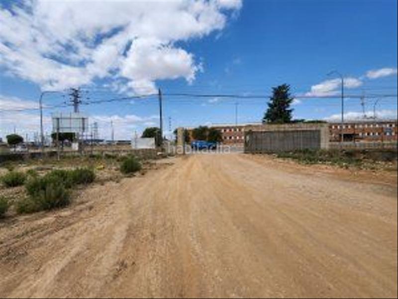 Foto 8b09ec97-9991-452b-a17e-a6b8ad18e350. Terrain industriel dans Marchamalo