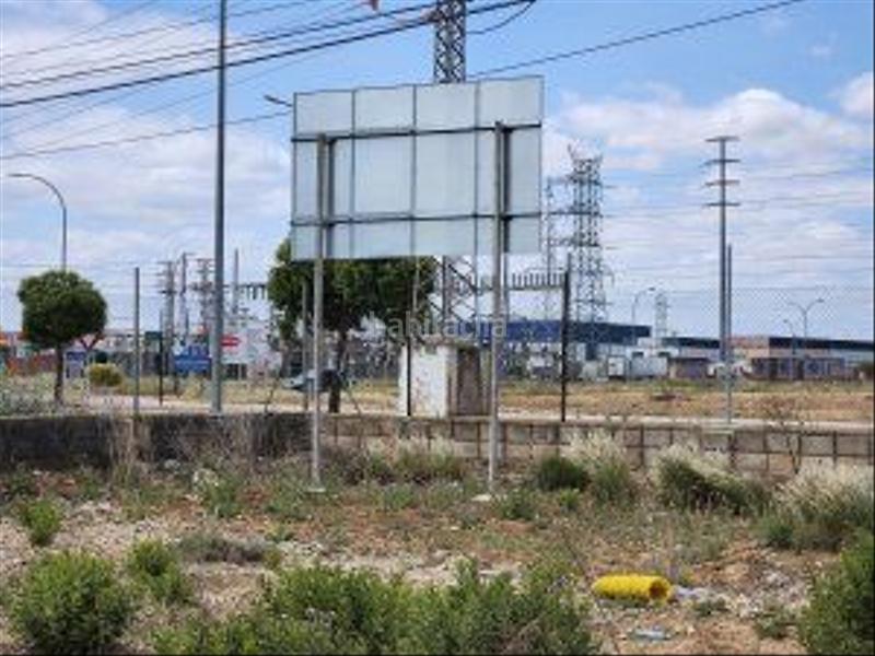 Foto c2849029-e24e-47dc-a06b-044b0a506f65. Terrain industriel dans Marchamalo