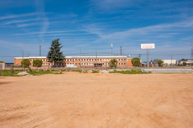 Foto cbb73860-7025-48a4-b463-923fdf91e566. Terrain industriel dans Marchamalo