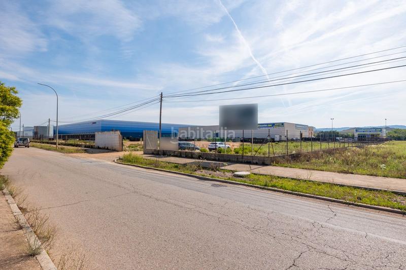 Foto e12aafec-4a65-48cf-acd1-07691cd32018. Terrain industriel dans Marchamalo