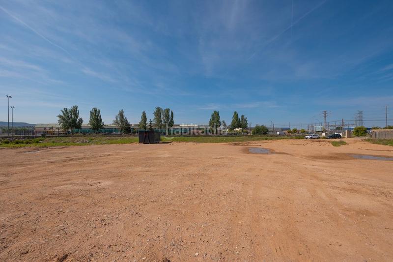 Foto e18e9cf8-f767-462f-b965-631c558a6664. Terrain industriel dans Marchamalo