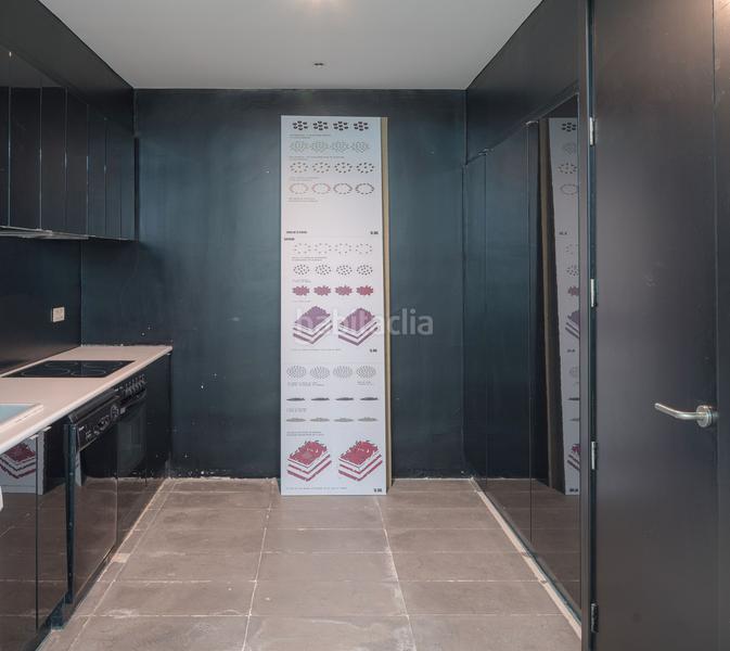 Foto 60b20e4a-9068-4ad7-bf2c-d6bf0efaf06b. Locale commerciale in n/a 6 in Argüelles Madrid