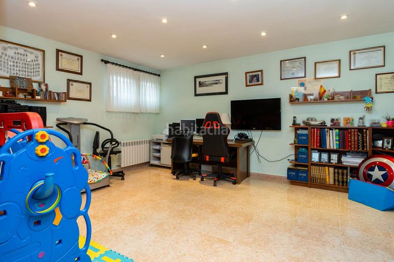 Foto 137c96c1-4d0f-4586-88c1-fcacaf8c3471. Chalet mit heizung parking pool in Salud y Alegría - El Lago Torrelodones