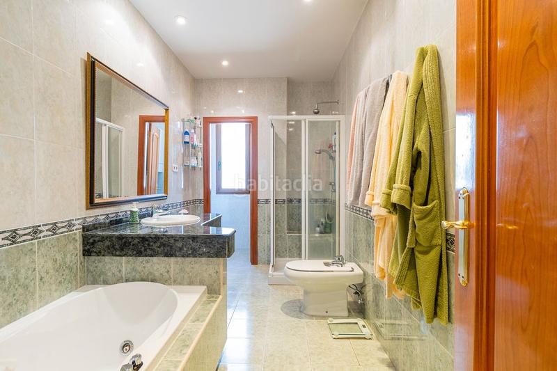 Foto 38146713-63ed-4769-a715-c0fe16182149. Chalet mit heizung parking pool in Salud y Alegría - El Lago Torrelodones