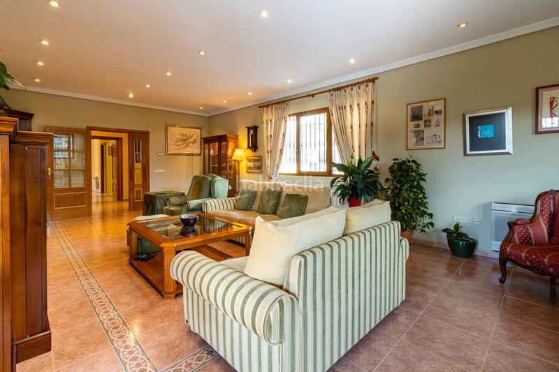 Foto 0439e3f7-1403-4f5a-a805-baf75d79240b. Chalet avec chauffage parking piscine dans Salud y Alegría - El Lago Torrelodones