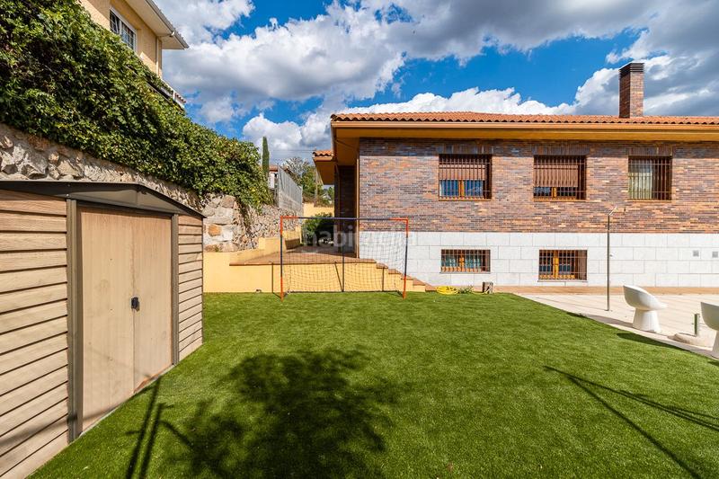 Foto 414a145b-63ee-40c1-9464-1522321cd99a. Chalet avec chauffage parking piscine dans Salud y Alegría - El Lago Torrelodones