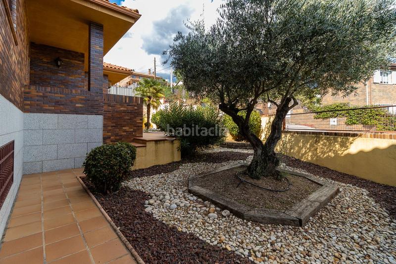 Foto 75d5560f-d3af-4c26-bfa9-bcd090f1557c. Chalet avec chauffage parking piscine dans Salud y Alegría - El Lago Torrelodones