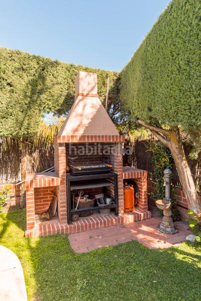 Foto e68842db-0f17-4b6e-ac22-5eced3221381. Casa aparellada amb piscina a Pueblo Pozuelo de Alarcón