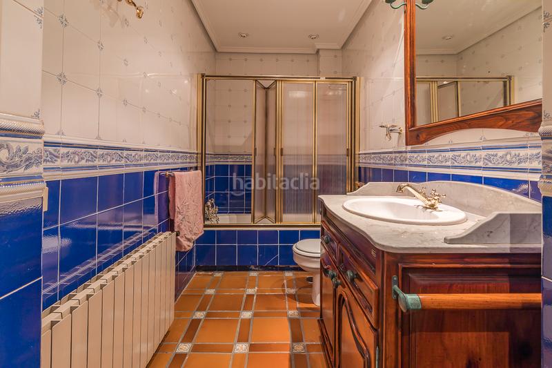 Foto ef372719-9095-4726-acc7-983a1019c216. Chalet mit parking pool in Norte Pozuelo de Alarcón