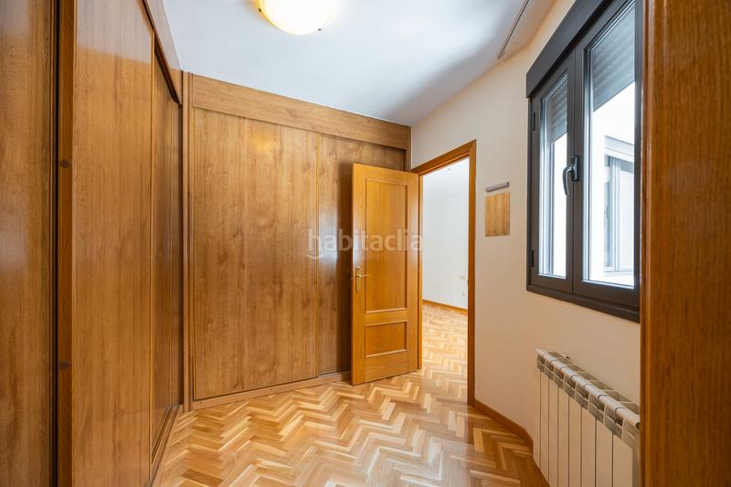 Foto 1330fc57-5401-4855-9e8f-77e91f4e1dc0. Duplex con parcheggio in Santa Bárbara Toledo