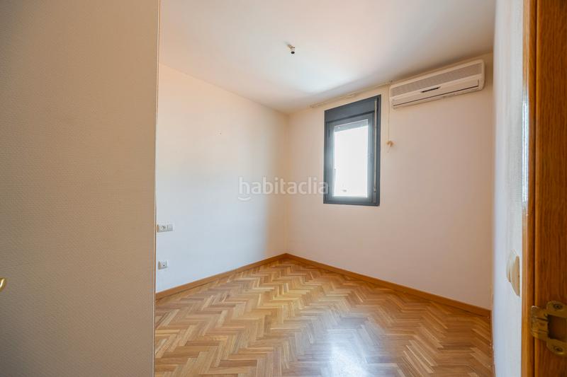 Foto 2b01321a-23a2-4a79-b730-e67704891d0a. Duplex con parcheggio in Santa Bárbara Toledo