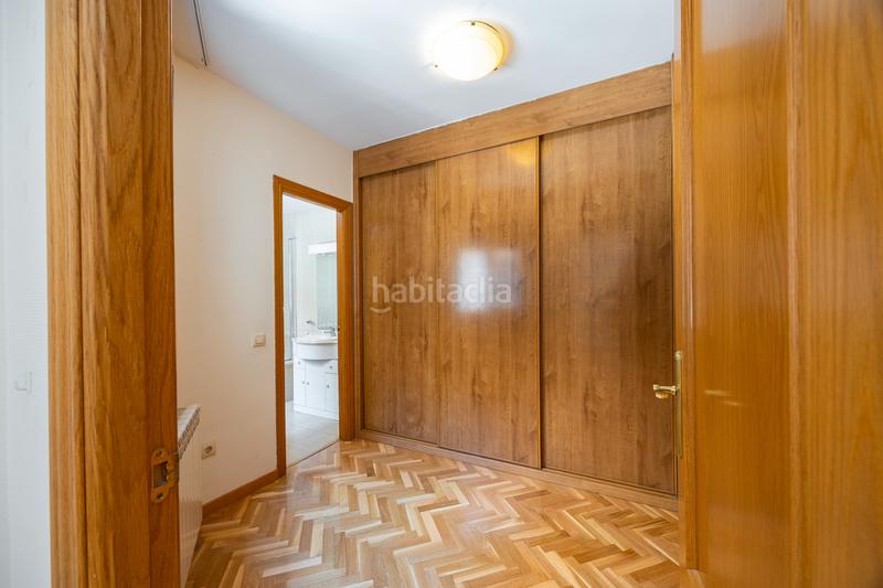 Foto 6d984a7a-111d-4d87-b1f4-8063a1685040. Duplex con parcheggio in Santa Bárbara Toledo