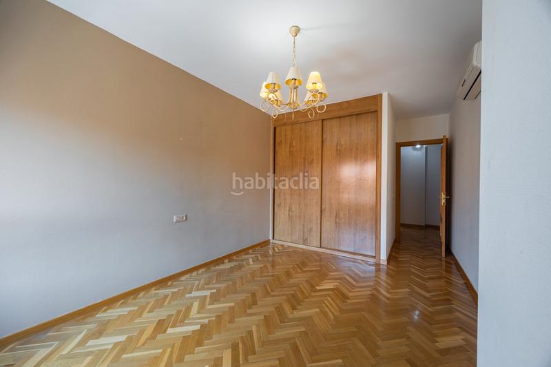 Foto 7f650278-6983-4cbf-9d6c-a954ecd420fd. Duplex con parcheggio in Santa Bárbara Toledo