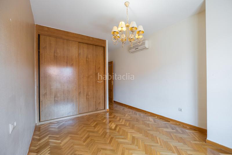 Foto dfa56ed9-6140-44d8-8778-725631416386. Duplex con parcheggio in Santa Bárbara Toledo