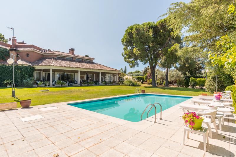 Foto d2b90c91-9ea5-4036-9fe4-3cdf8fafdcea. Chalet mit parking pool in Urbanización Este-Montepríncipe Boadilla del Monte