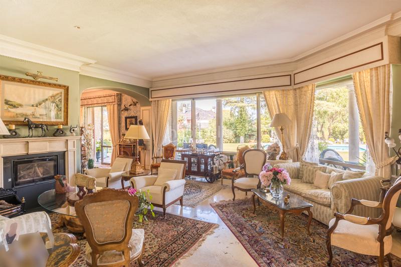 Foto f33bebd0-78ab-439b-bc9a-0a67ee263c48. Chalet mit parking pool in Urbanización Este-Montepríncipe Boadilla del Monte