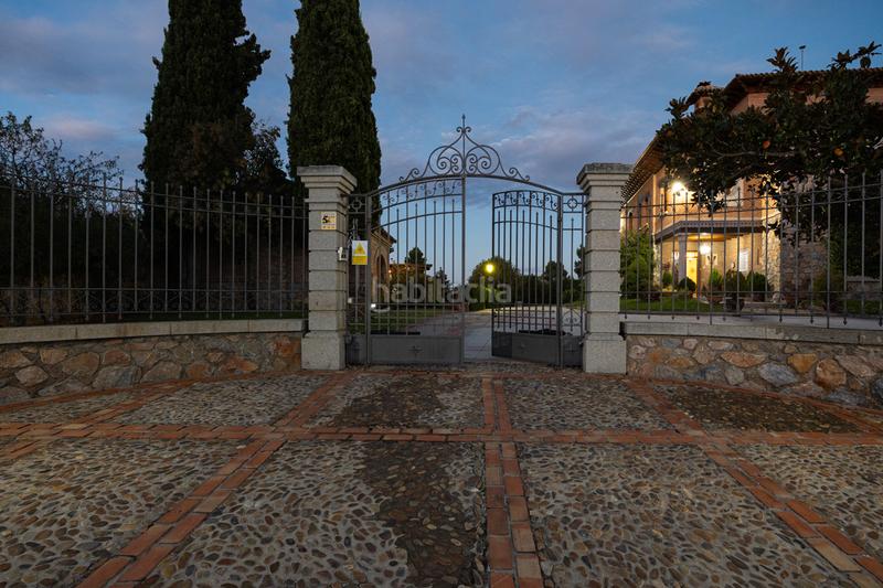 Foto 94371f1b-c44c-431a-9572-ee6715b9fa87. Chalet mit parking pool in Los Cigarrales-La Bastida Toledo