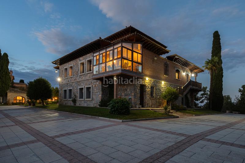 Foto 504ab1cd-e8f6-4dee-bb9a-e3eb0ff6d29e. Chalet with parking pool in Los Cigarrales-La Bastida Toledo