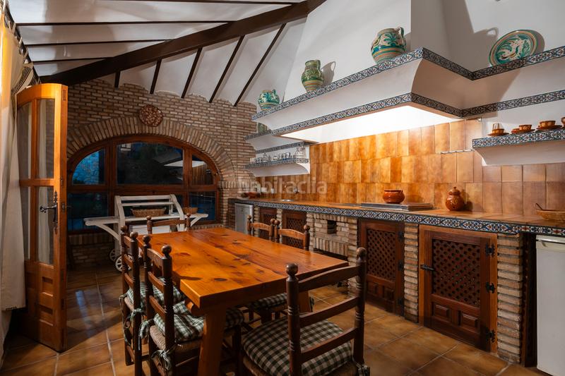 Foto 743cdbcc-2832-4394-8ffd-95aa995afa7b. Chalet with parking pool in Los Cigarrales-La Bastida Toledo