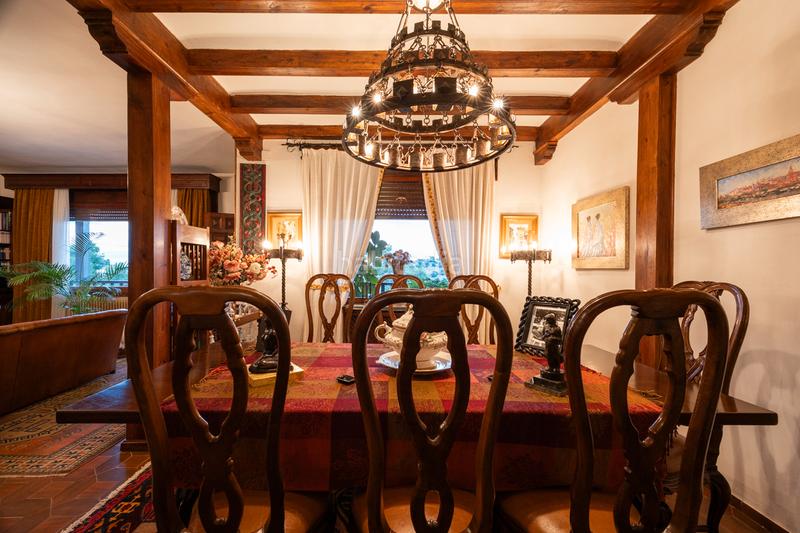 Foto 4b23a34a-6457-4f34-987e-bd2b16583878. Chalet en Los Cigarrales-La Bastida Toledo