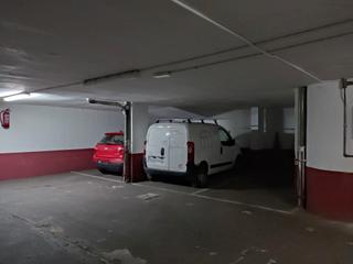 Aparcament cotxe a Calle de las hileras 9