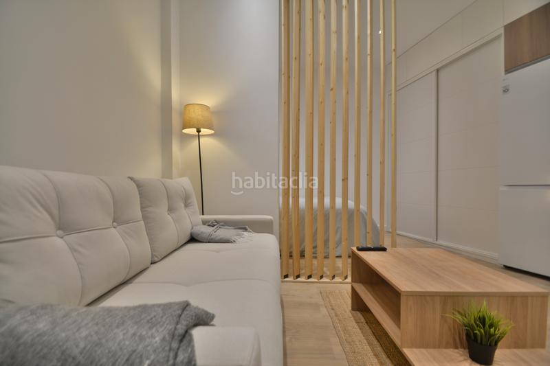 Foto 0a6d54cf-b68a-468a-85d7-dd555cc03de1. Rent studio with heating in Gaztambide Madrid