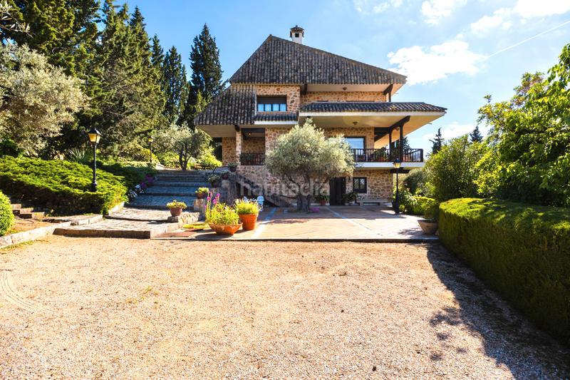 Foto 5026a848-a2cb-420b-b50f-81260e000855. Chalet con riscaldamento piscina in Los Cigarrales-La Bastida Toledo