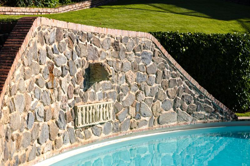 Foto 4ff1dfdc-bcc0-4b45-ac1e-0b048c74c361. Chalet con riscaldamento parcheggio piscina in Los Cigarrales-La Bastida Toledo