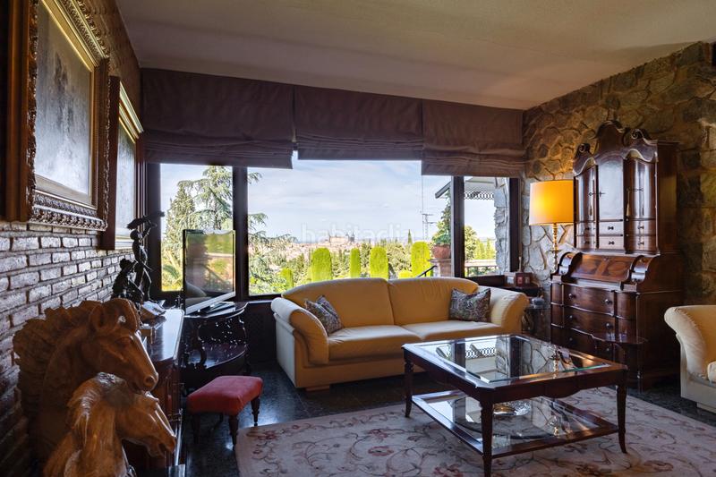 Foto f18122ee-b191-46e4-a49c-1e6579bcd642. Chalet con riscaldamento parcheggio piscina in Los Cigarrales-La Bastida Toledo