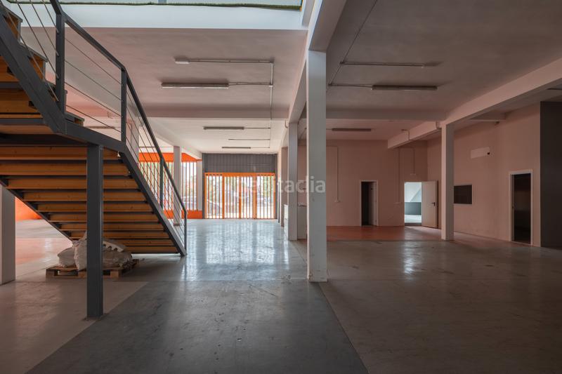 Foto ffa894cc-f751-4042-ba5b-989c7d5f832c. Nave industrial en avenida de castilla 9 en Montserrat-Parque Empresarial San Fernando de Henares