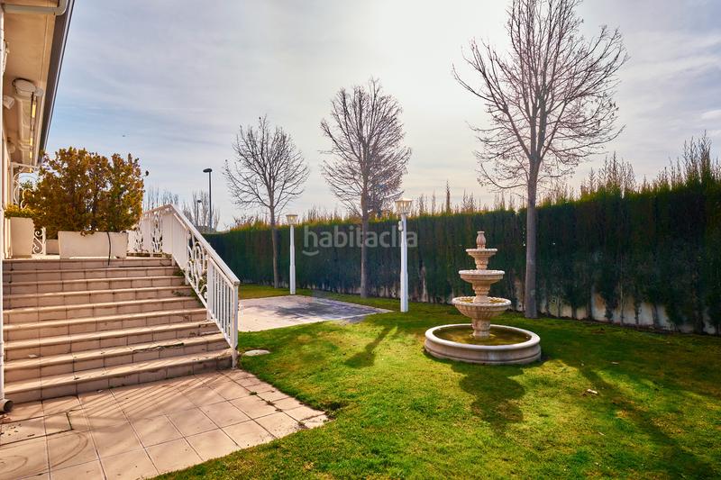 Foto b7bad878-cff3-40c0-a5c3-6e0f4dff74bf. Chalet with heating parking in Los Arcos-Viviero Colmenar Viejo