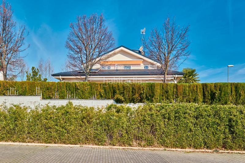 Foto bfac0e3d-55df-4d33-a1da-c635ec30e04d. Chalet with heating parking in Los Arcos-Viviero Colmenar Viejo