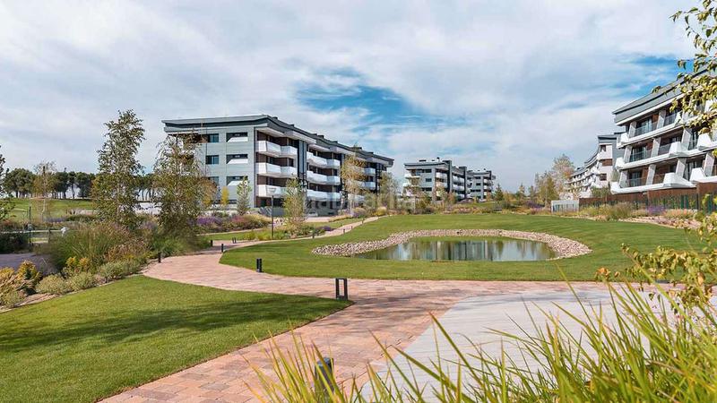 Foto 0eb33a6e-6376-4b8a-87e1-484db85ea395. Location appartement dans avenida de luis garcía cereceda 3 dans Pozuelo de Alarcón