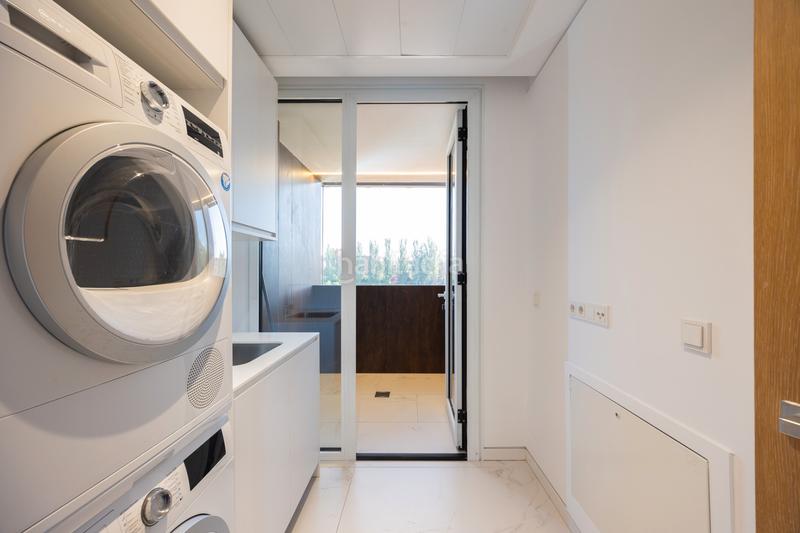 Foto 82ea2e0a-e503-4f0f-af46-714f5d7d258a. Location appartement dans avenida de luis garcía cereceda 3 dans Pozuelo de Alarcón