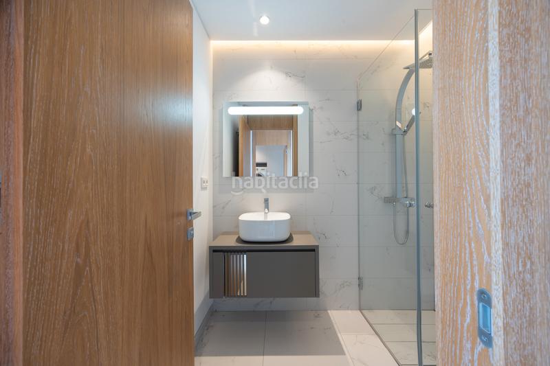 Foto b945e378-9da7-4b19-b8a3-64c4c5bab839. Location appartement dans avenida de luis garcía cereceda 3 dans Pozuelo de Alarcón