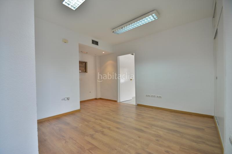 Foto 5400b9c1-09d9-4307-9750-552914154164. Location bureau avec chauffage dans Peñagrande Madrid