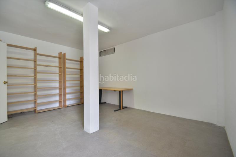 Foto d2b68384-5c47-46cd-b022-737521266a5b. Alquiler oficina en Peñagrande Madrid